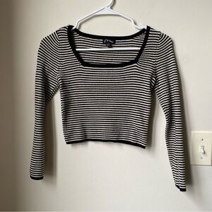 Art Class Striped Black and White Women's Top size M